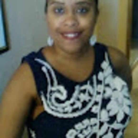 Meet your Posher, Venetta - Picture 1 of 1